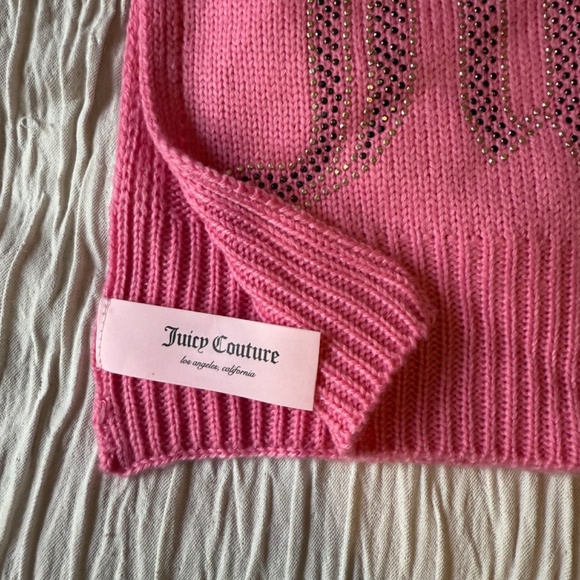 NWOT Juicy Couture Hat and Scarf Set - Picture 3 of 4